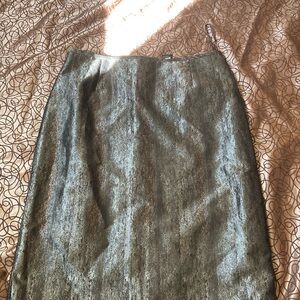 Chic Metallic Pencil Skirt